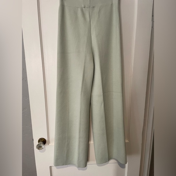 🆕 New with tags Zara Seafoam knit pants - Picture 2 of 3